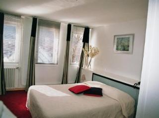 Hotel Vieille Tour Rouen Exterior photo