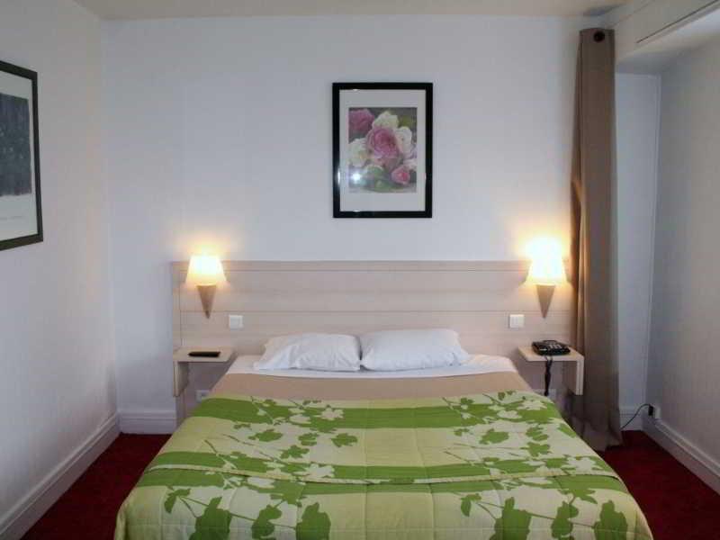 Hotel Vieille Tour Rouen Exterior photo